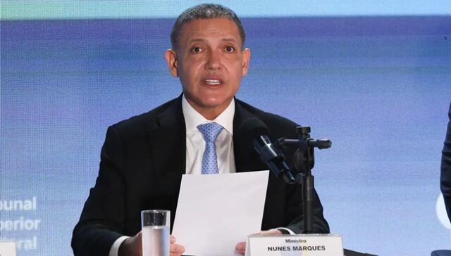 Presidente do TSE afirma que eleição ocorreu “com absoluta normalidade” Presidente do TSE, ministro Kassio Nunes Marques