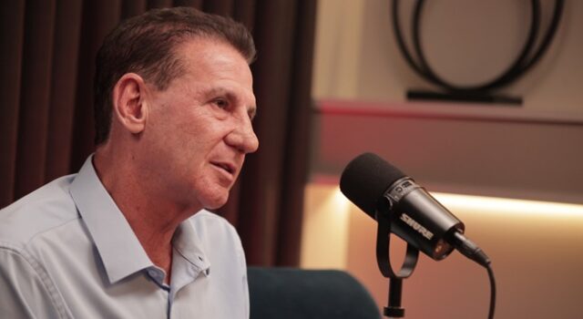 Vanderlan-propoe-elevar-teto-do-MEI-para-R$-200-mil-e-permitir-tres-funcionarios A proposta de Vanderlan Cardoso eleva de R$ 81 mil para R$ 200 mil o limite anual de faturamento