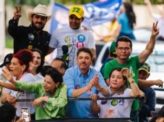 Wilder Morais durante ato de campanha neste sábado