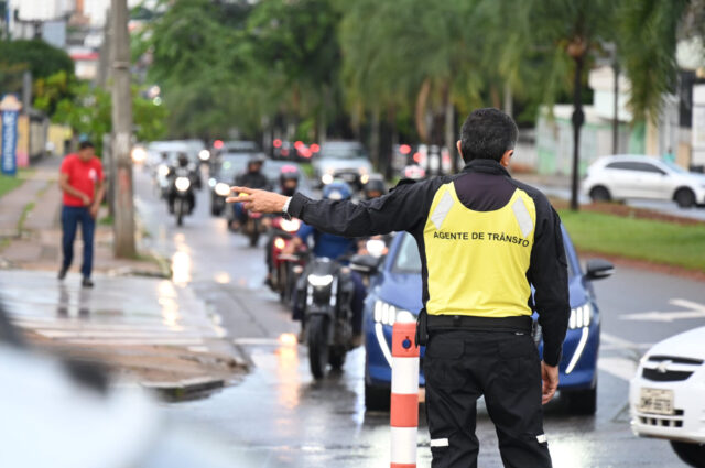Interdições e desvios serão implantados na região de Campinas para o desfile de aniversário de Goiânia Interdições e desvios serão implantados na região de Campinas para o desfile de aniversário de Goiânia